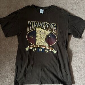Gildan Minnesota Graphic Tee - Dark Brown